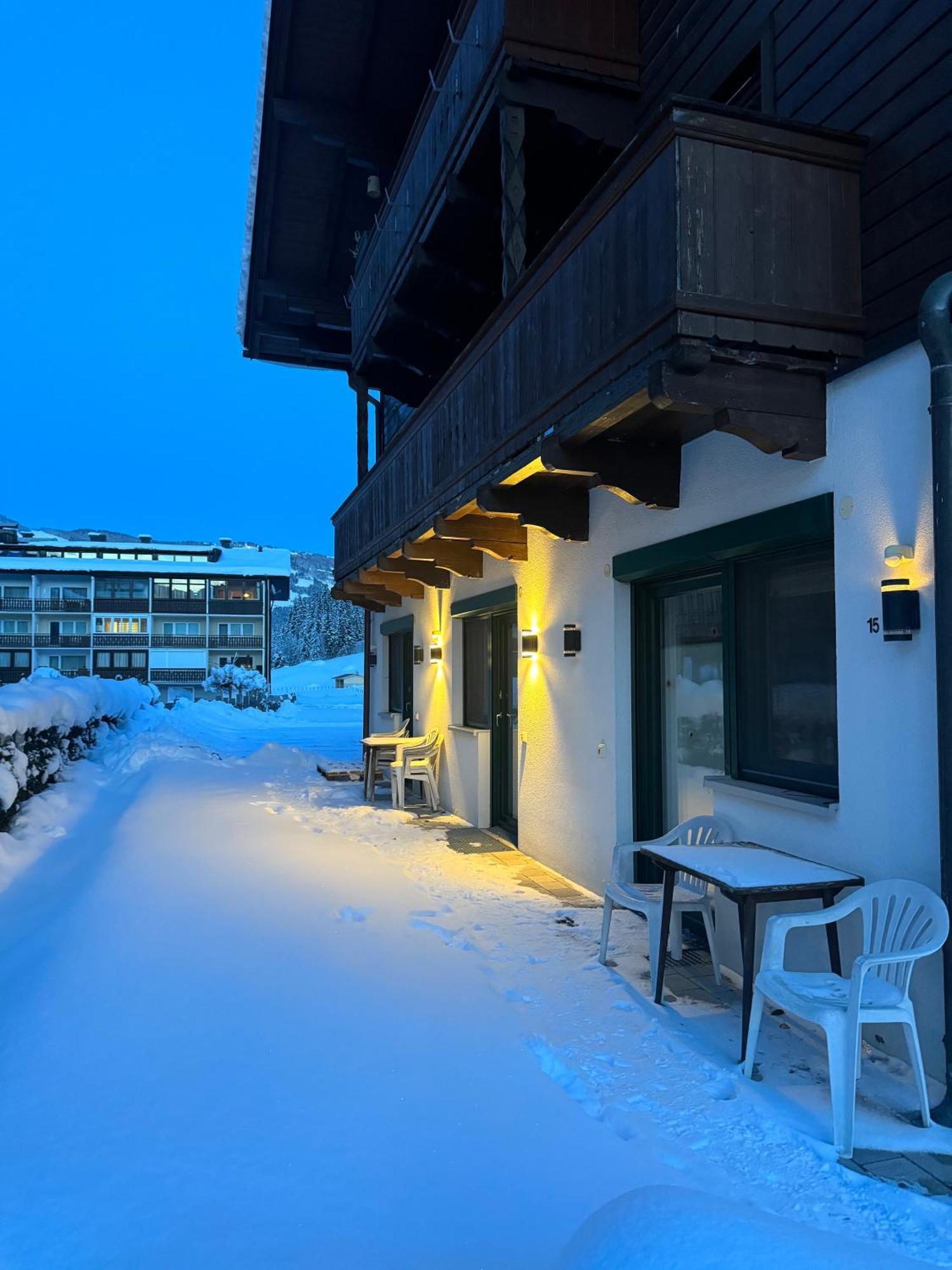 Skill Mountain Lodge - Ski Und Bike Hostel Im Sommer Mit Joker Card Saalbach-Hinterglemm Exterior foto