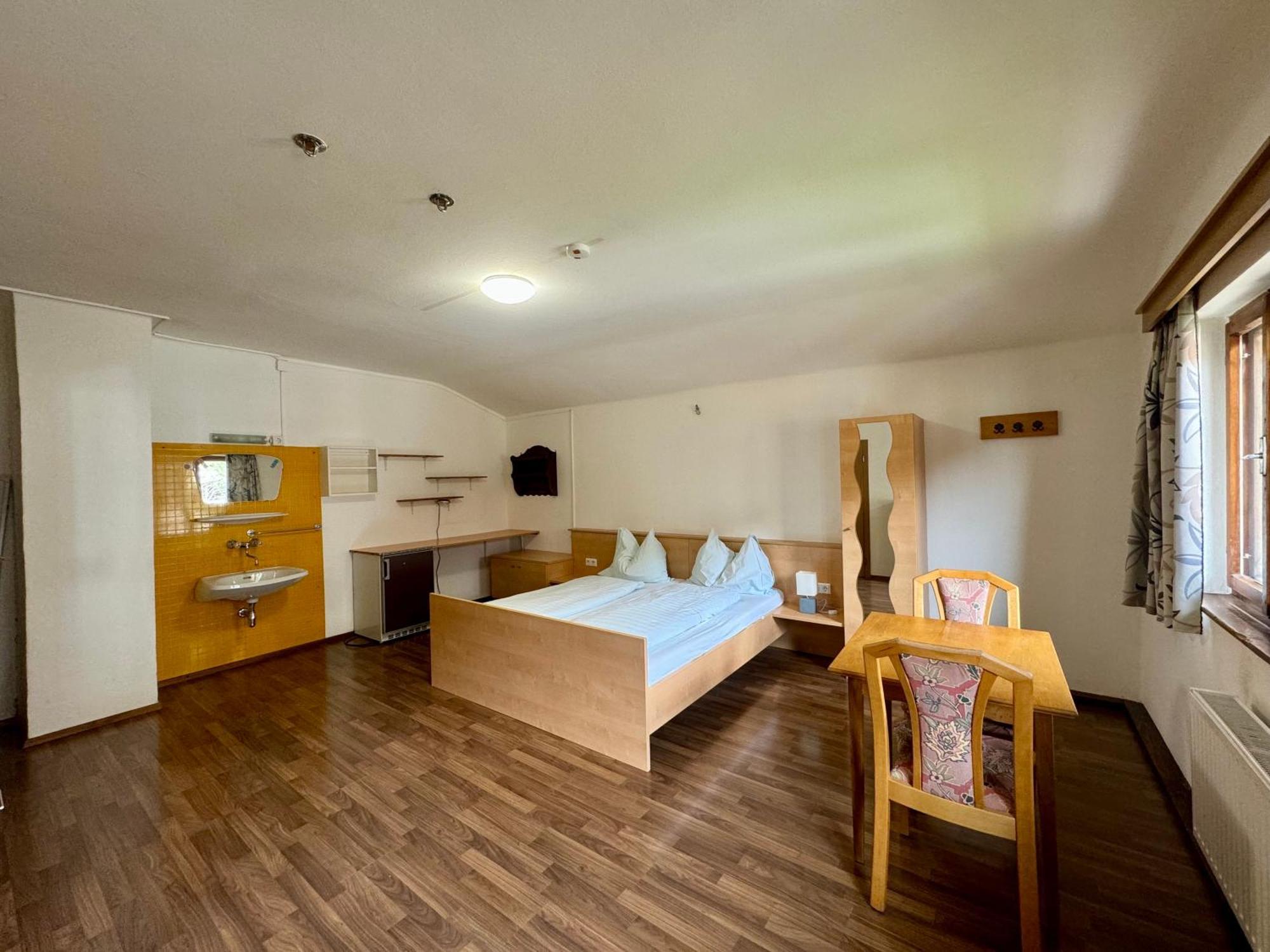 Skill Mountain Lodge - Ski Und Bike Hostel Im Sommer Mit Joker Card Saalbach-Hinterglemm Habitación foto