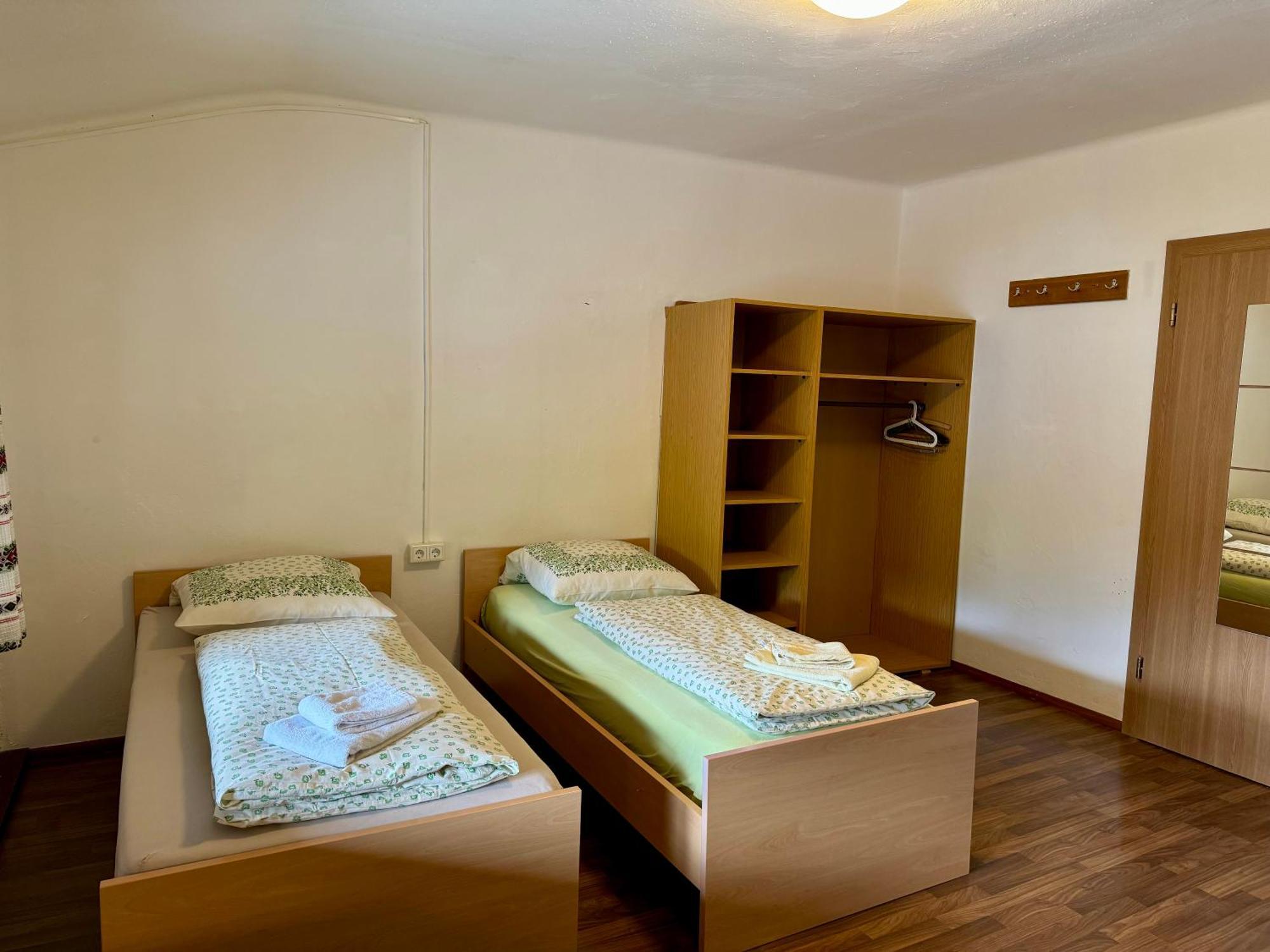 Skill Mountain Lodge - Ski Und Bike Hostel Im Sommer Mit Joker Card Saalbach-Hinterglemm Exterior foto